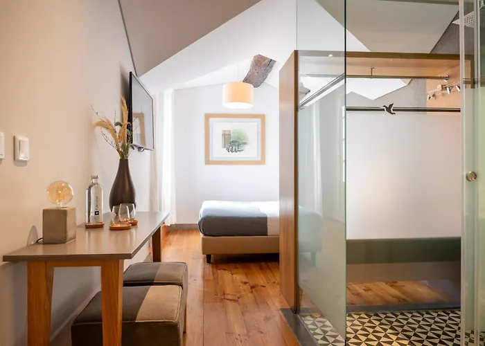 Santa Catarina FLH Suites OOporto